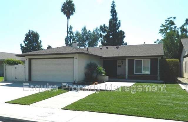 355 NUEVE CT Gallery 1