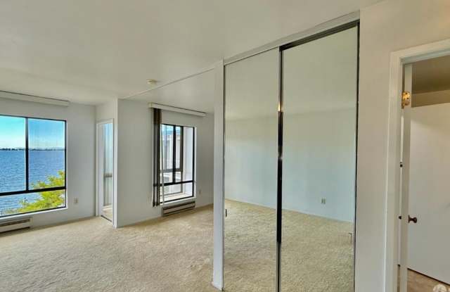 TOP FLOOR, WATER VIEW  STUDIO with ENCLOSED BALCONY at WATERGATE Gallery 4