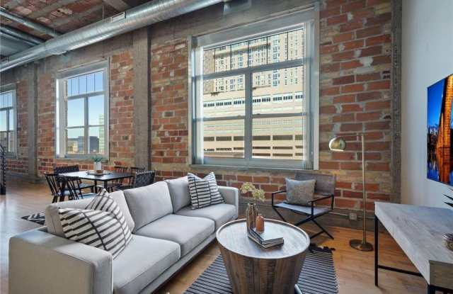 521 S 7th St photos photos
