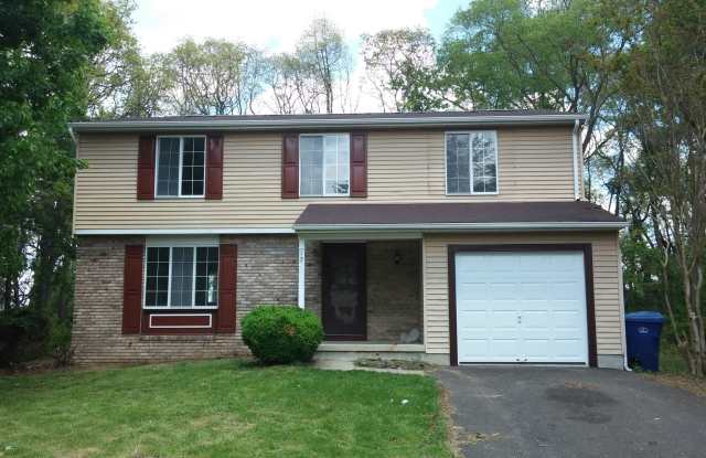 4 bedroom 2.5 bath single family in Burlington Township - 12 Ross Road, Burlington County, NJ 08016