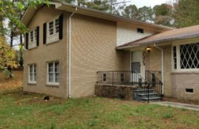 2284 Hwy 92 - Fairburn Road - 2284 Hwy 92 Fairburn Rd, Douglas County, GA 30122