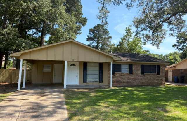 Beautiful Southern Hills 3 Bedroom Home photos photos Beautiful Southern Hills 3 Bedroom Home photos photos