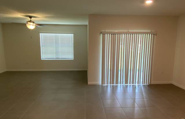 172 Ludisia Loop Gallery 4