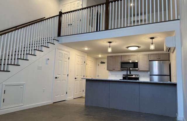 228 E Main St., Apt. 111 Gallery 4