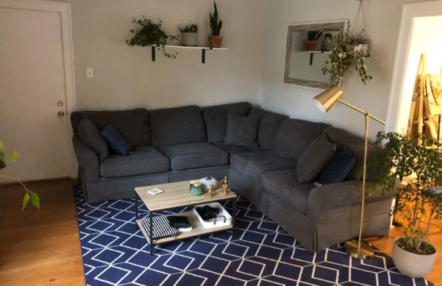 98 Lancaster A Gallery 3