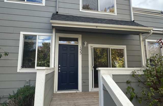 Clean, spacious, 2 bedroom, 2.5 bath townhome - near Buckley AFB! photos photos