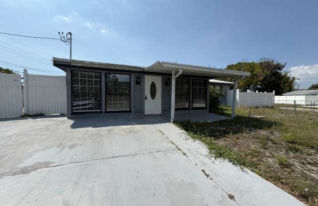 6014 Southern Comfort Blvd photos photos