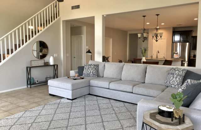 17616 W CARIBBEAN Lane Gallery 4