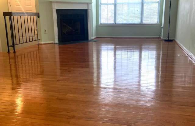 3326 BUCKEYE LANE Gallery 4