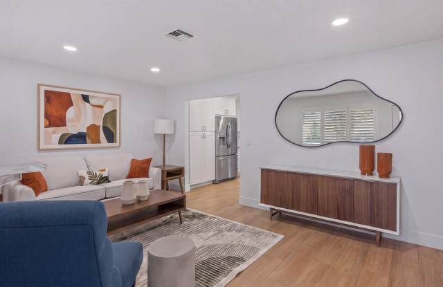 251 Gregory Place Gallery 3