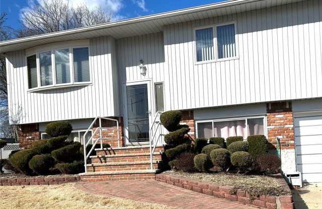 892 Pine Avenue photos photos