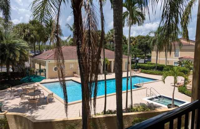 875 RIVERSIDE DR. photos photos