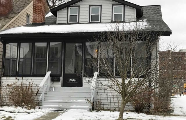611 S West St - 611 South West Street, Royal Oak, MI 48067