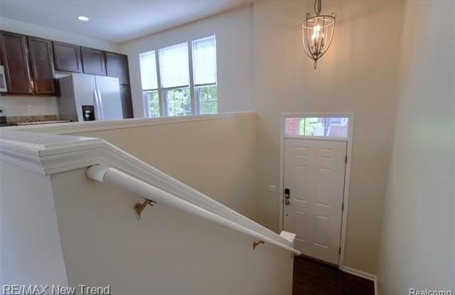 27976 Hopkins Drive Gallery 4