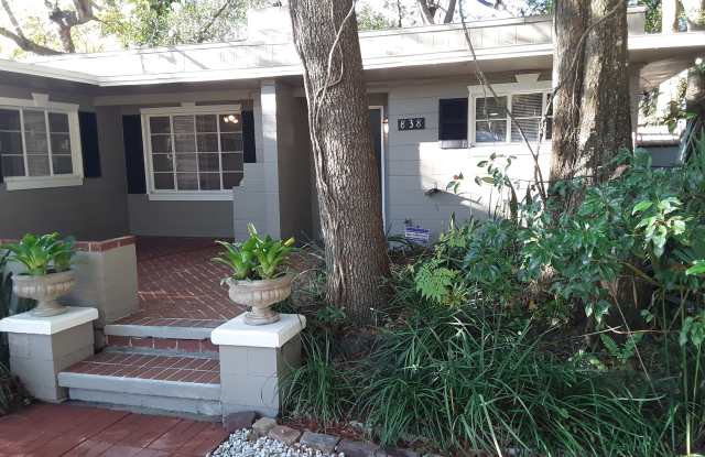 838 Rosalia Drive Gallery 2
