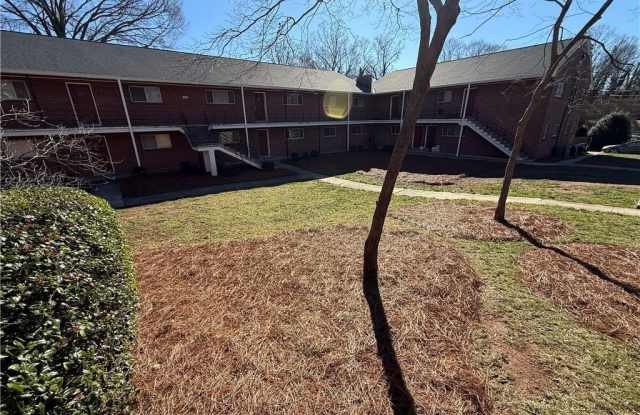 1610 N Northwest Boulevard photos photos