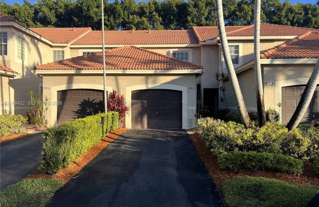 982 Sevilla Cir photos photos
