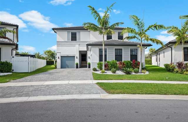 17577 SW 41st St photos photos