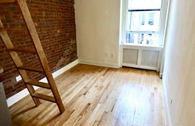 59 WEST 73rd STREET Gallery 2