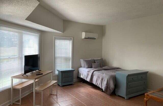 3127 Lakeside Commons Drive SE Gallery 2