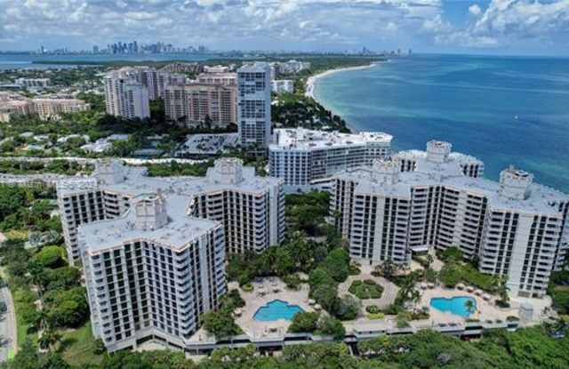 1121 Crandon Blvd unit D1201 (A11593511) photos photos