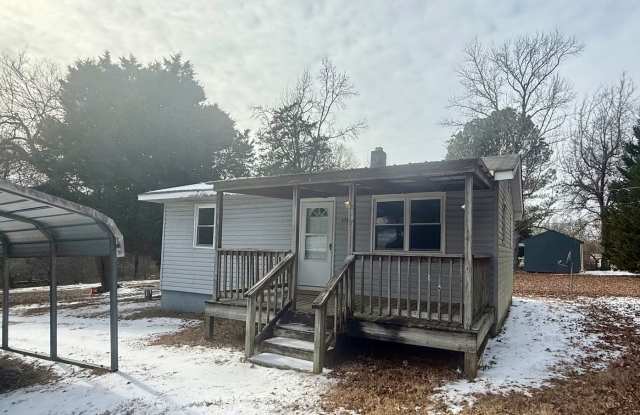 Two bedroom, 1 bath house in Burlington photos photos