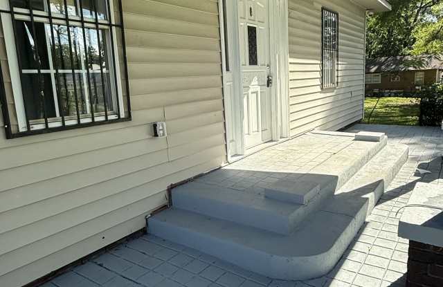 2416 34th Avenue North Gallery 2
