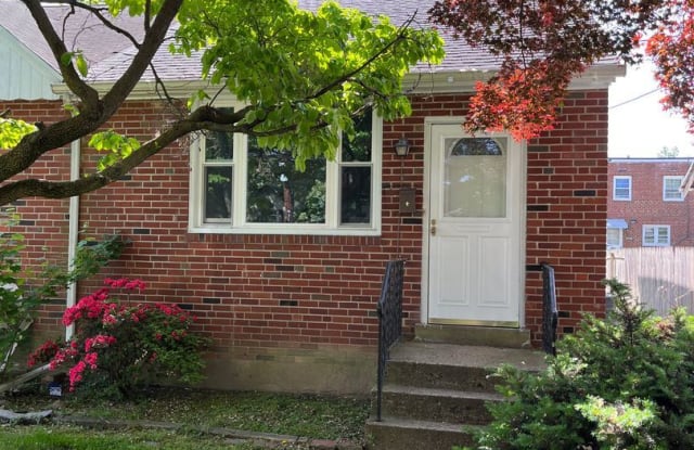 1114 Walnut St - 1114 Walnut Street, Collingdale, PA 19023