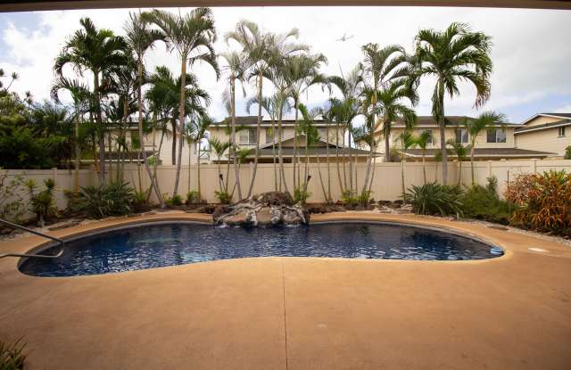 Stunning 4-Bedroom Home with Solar and Saltwater Pool photos photos