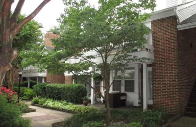 Tucked Away Condo with Balcony near Shirlington - 2618 South Arlington Mill Drive, Arlington, VA 22206