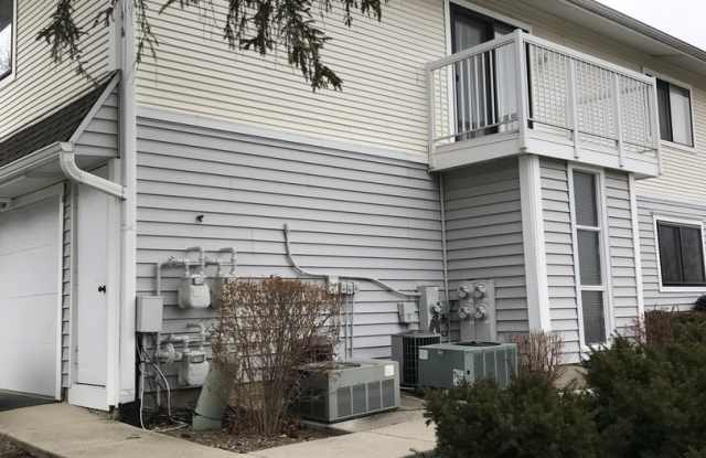 321 Clearwater Lane Gallery 2