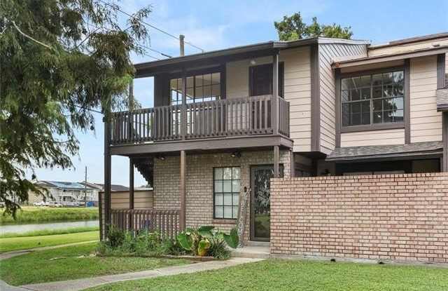 714 FAIRFAX Drive photos photos