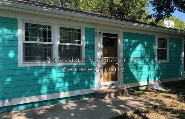 4107 NE Winn Rd - 4107 Northeast Winn Road, Kansas City, MO 64117
