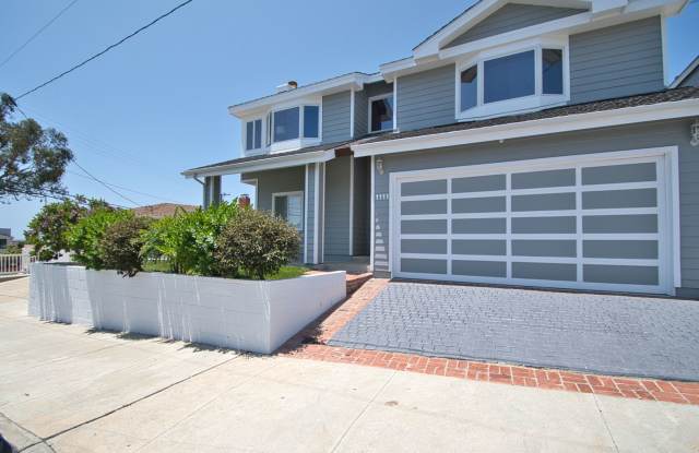 4 Bed 2.5 Bath Home in Hermosa Beach For Lease photos photos