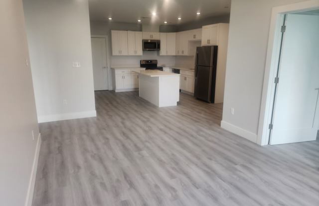2 BLOCKS FROM BEACHMONT TRAIN STATION CALL FOR COST DETAILS photos photos