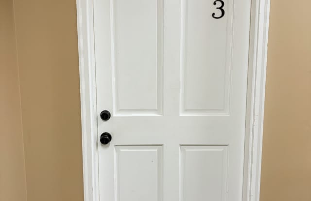730 College St photos photos
