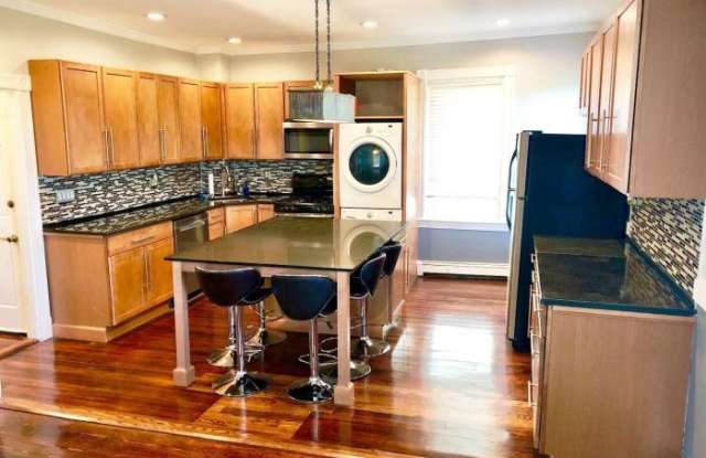 198 Highland St. - 198 Highland Street, Boston, MA 02119