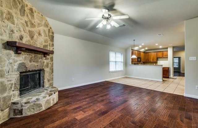 811 Creekside Drive Gallery 3