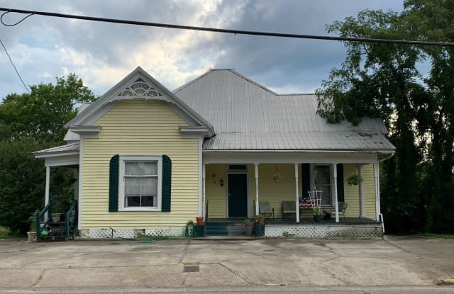 307 S Brundidge St - 307 South Brundidge Street, Troy, AL 36081