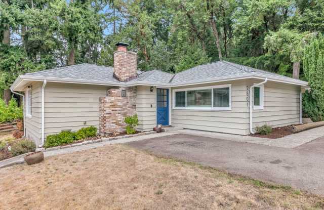 Charming and Cozy 2-Bedroom Home in Steilacoom photos photos