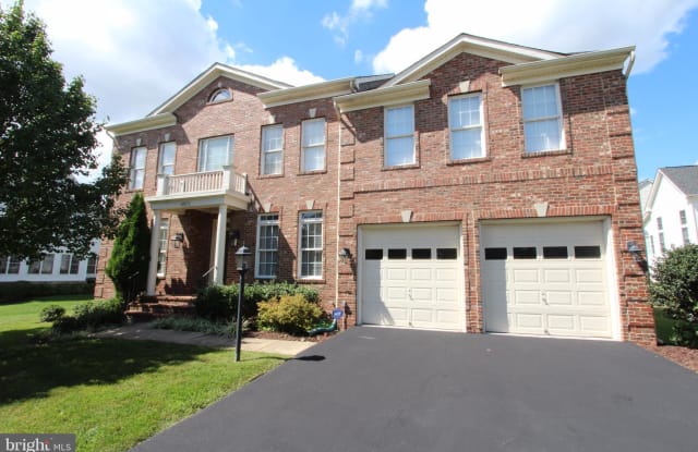 19271 MILL SITE PLACE - 19271 Mill Site Pl, Lansdowne, VA 20176