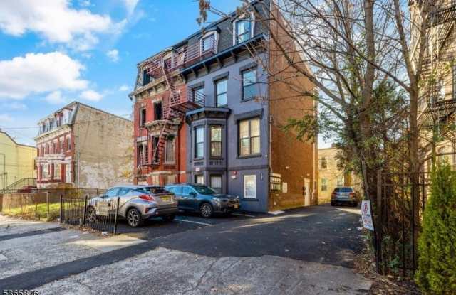 147 Grant Ave photos photos
