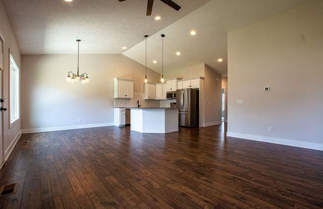 Gorgeous 3 Bedroom / 3 Bath Town Home in Blair! photos photos
