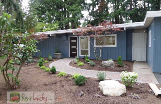 ABSOLUTELY STUNNING  Fully Remodeled 4-Bedroom Rambler in Phenomenal Bellevue Location!! photos photos