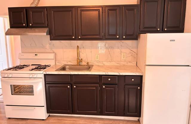 129 Shadeland Ave photos photos