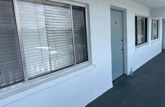 2200 Springdale Blvd photos photos