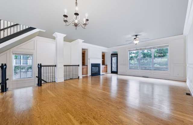 5756 Pine Oak Drive Northwest Gallery 3