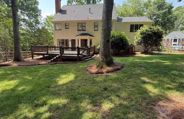 9033 Pennyhill Drive Gallery 2