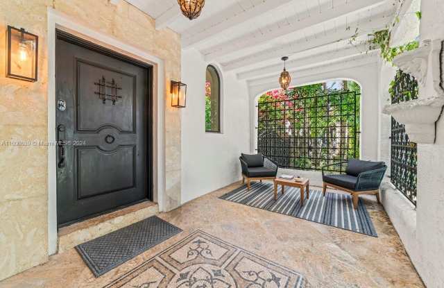 5968 NE 6th Ct Gallery 4