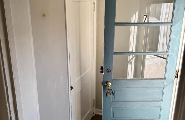 202-206 S MAIN Street photos photos